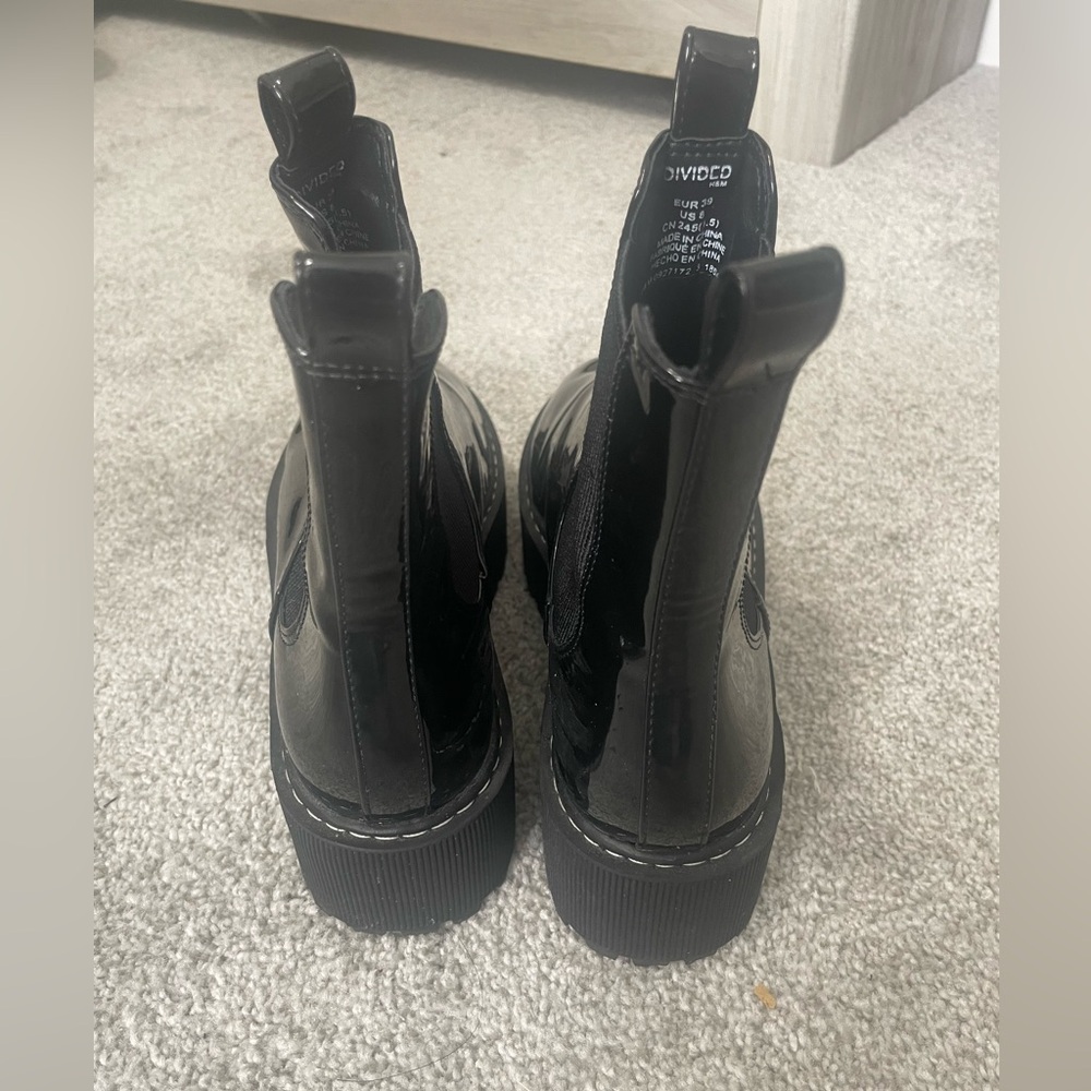 H&M Chunky Chelsea Boot - Picture 5 of 9